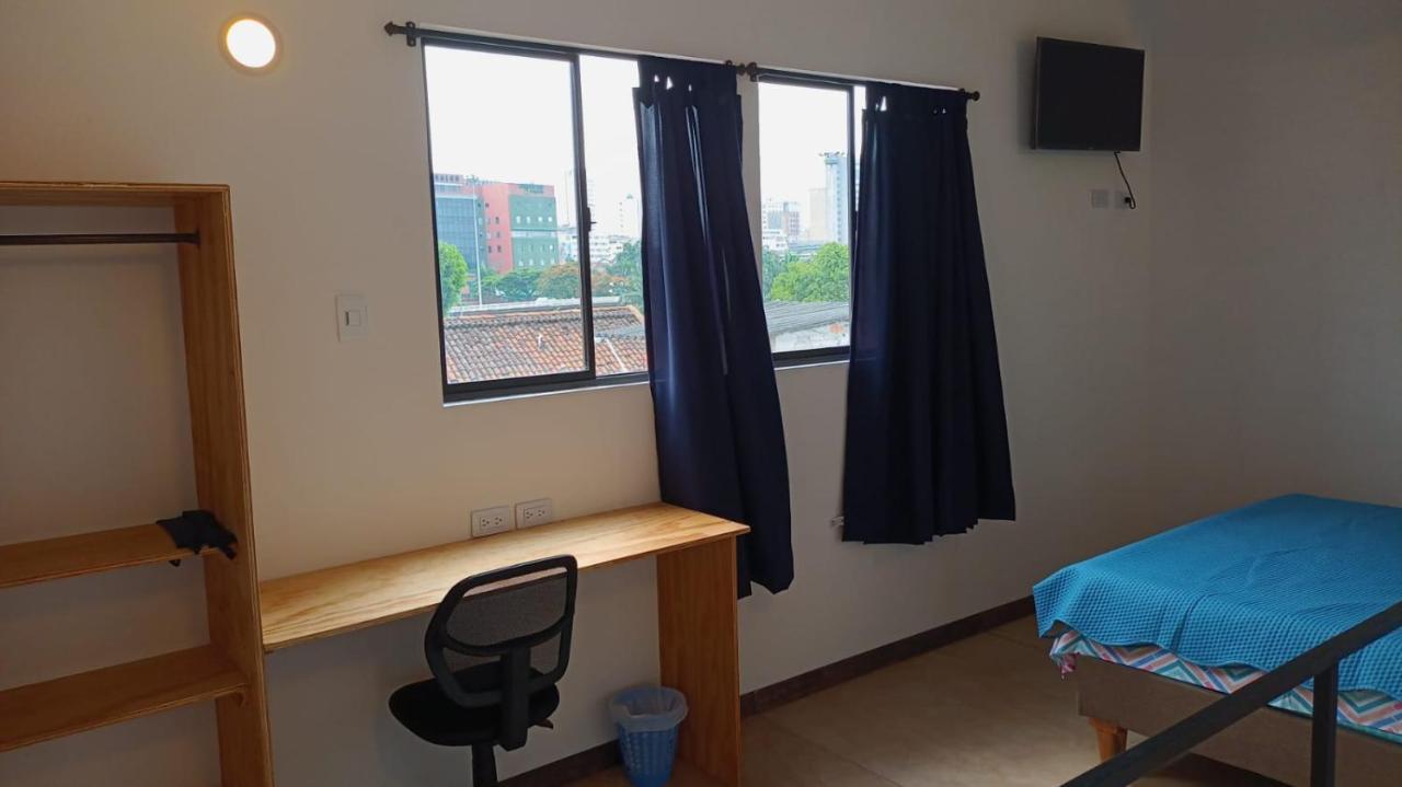 Parrot House San Antonio Apartment *