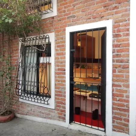 Parrot House San Antonio Apartment Cali Exterior photo