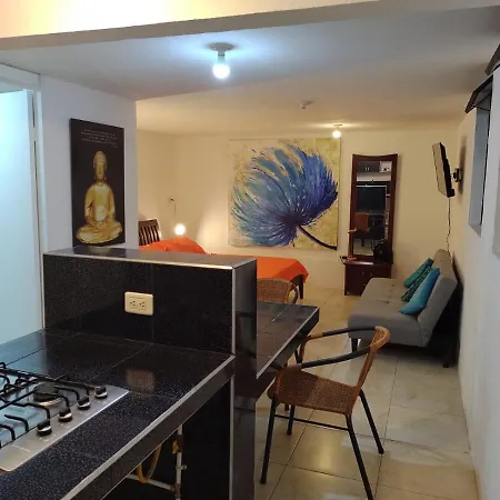 Parrot House San Antonio Apartment Cali Exterior photo